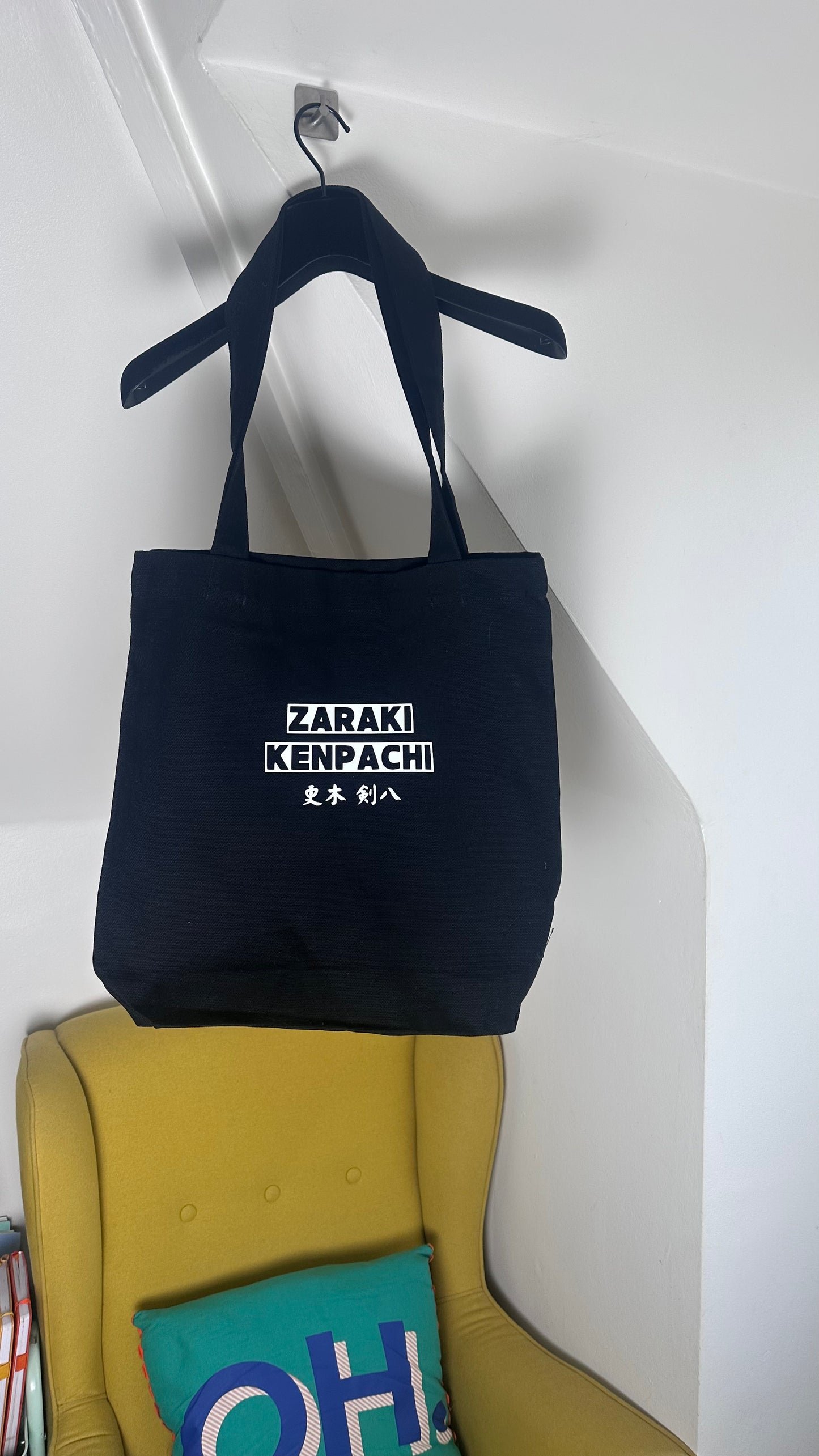 zaraki kenpachi bleach anime tote bag